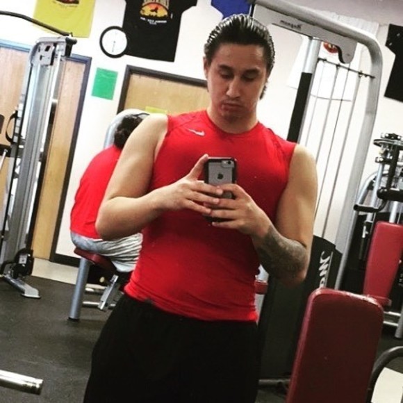 Meet your Posher, Josh - Picture 1 of 1